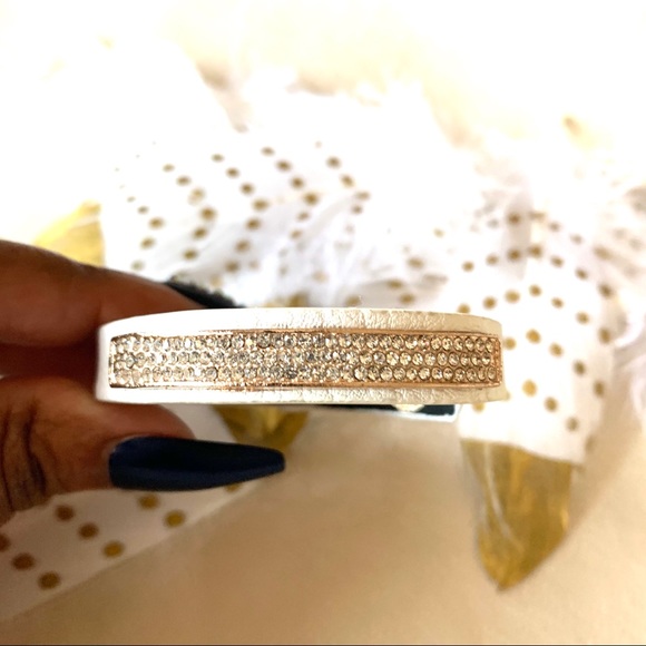 •Vegan Leather & Metal Mix• Bracelet Bundle - Picture 4 of 8